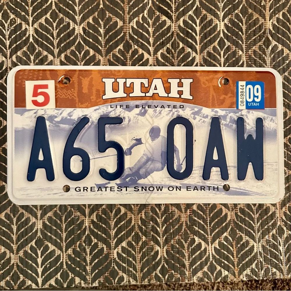 Utah Greatest Snow On Earth License Plate